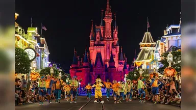 「ミッキーのノット・ソー・スケアリー・ハロウィーン・パーティー」 8月9日スタート (フロリダ)を詳しく見る（外部サイトへ）