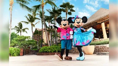 2026年9月はアウラニでペア・キャラクターグリーティング！を詳しく見る（外部サイトへ）